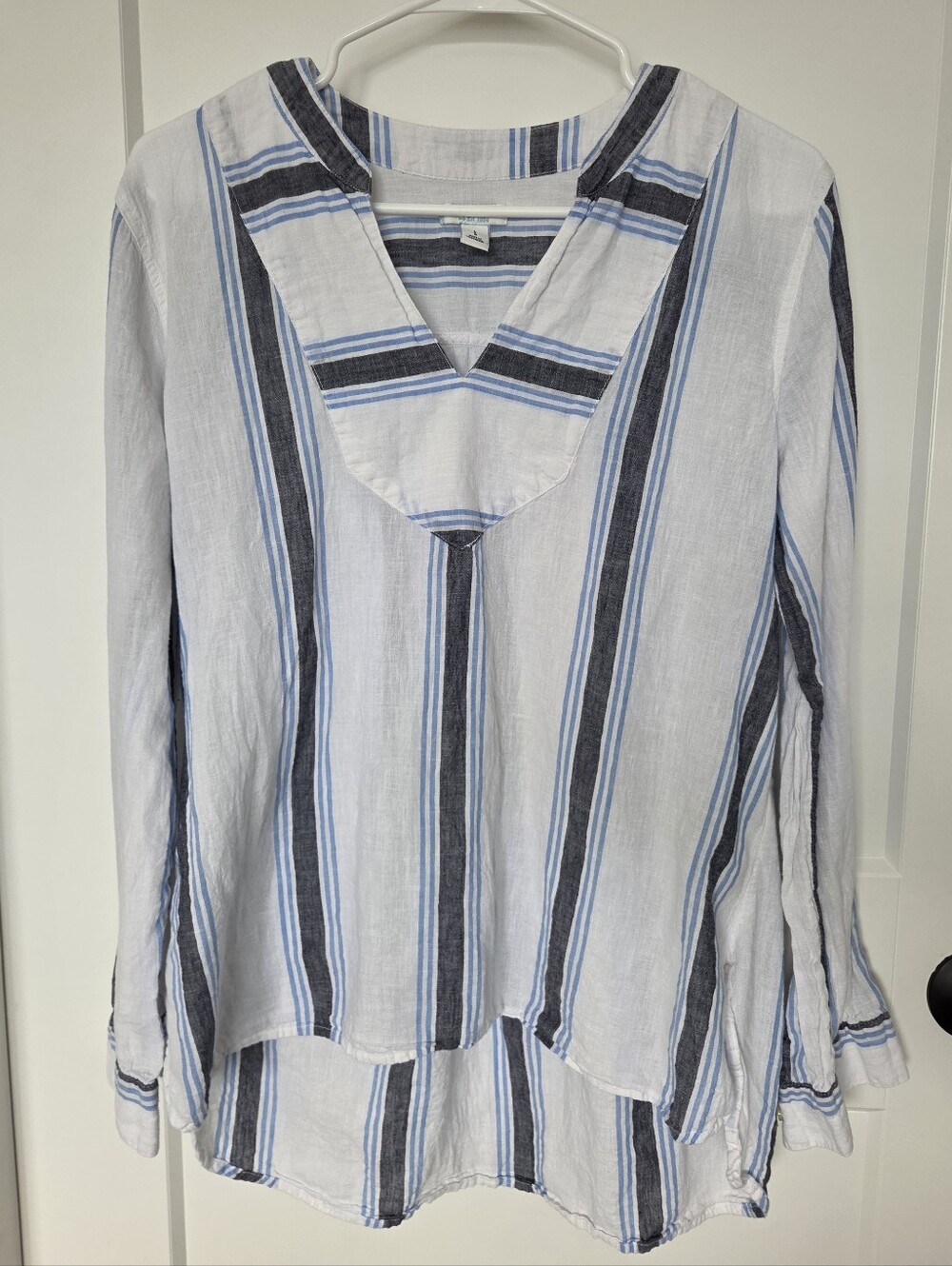 Old Navy Blue & White Striped V-Neck Tunic. Size L. #SW